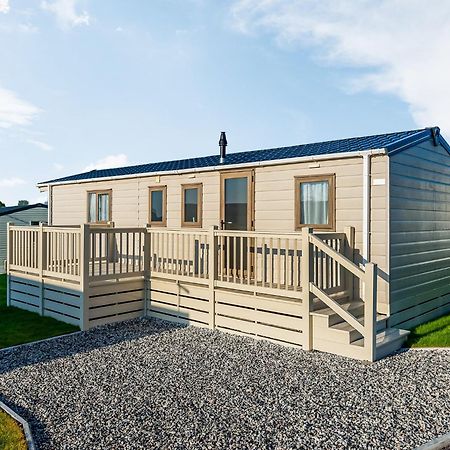 Meadow Lakes Holiday Park St Austell Exterior photo