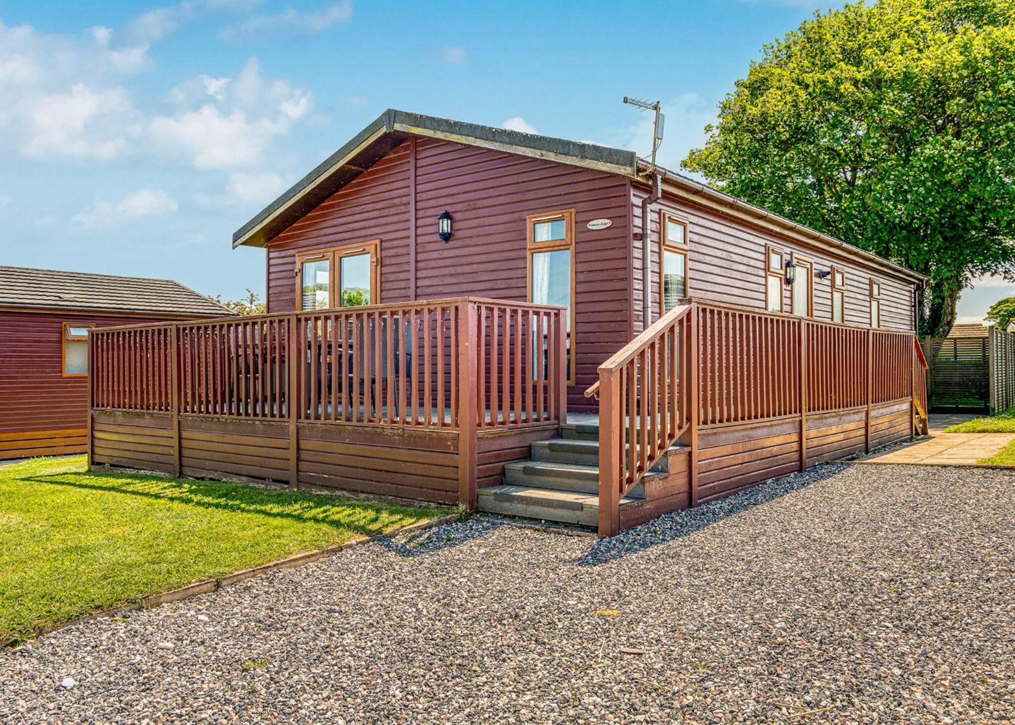 Meadow Lakes Holiday Park St Austell Room photo