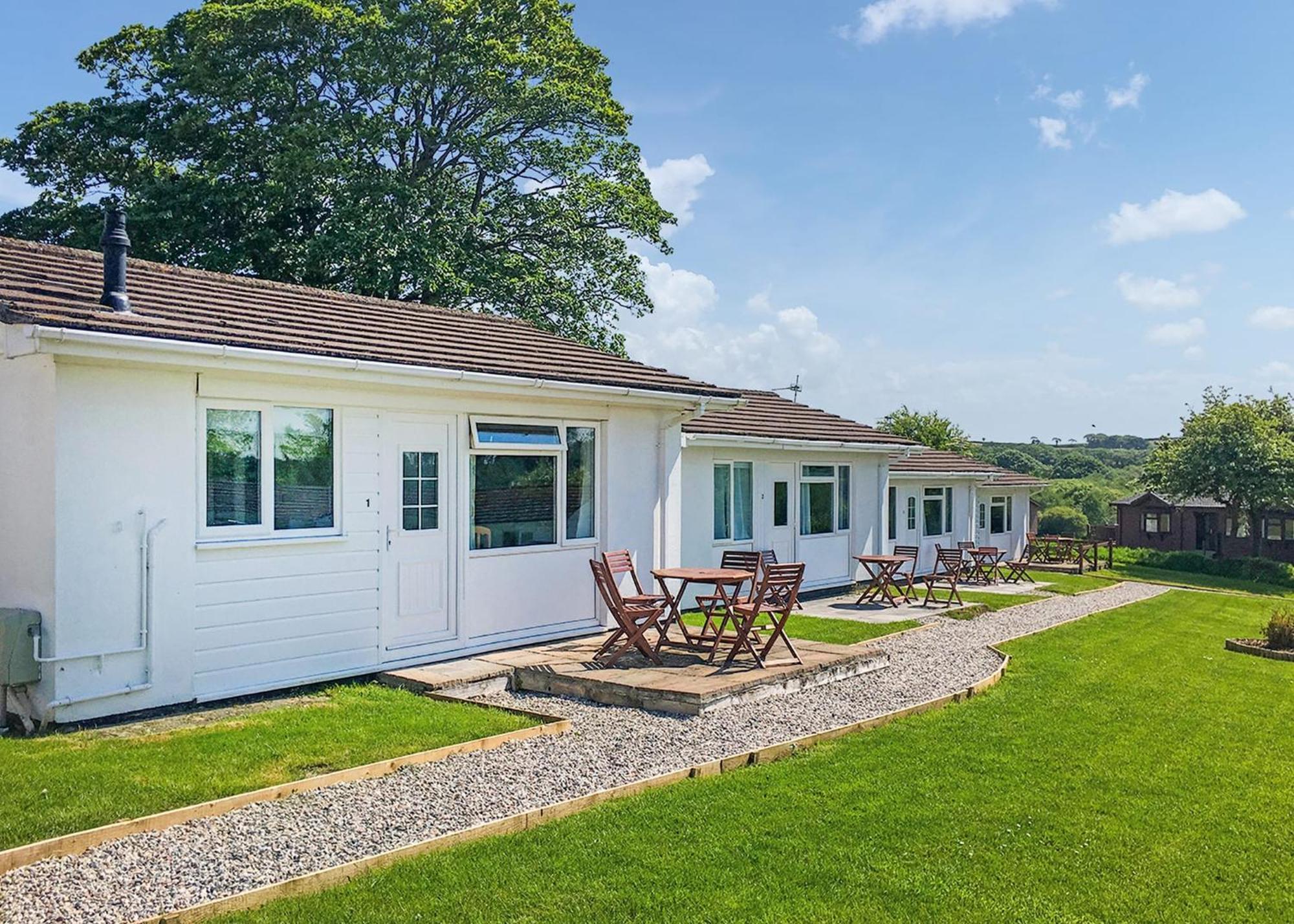 Meadow Lakes Holiday Park St Austell Exterior photo