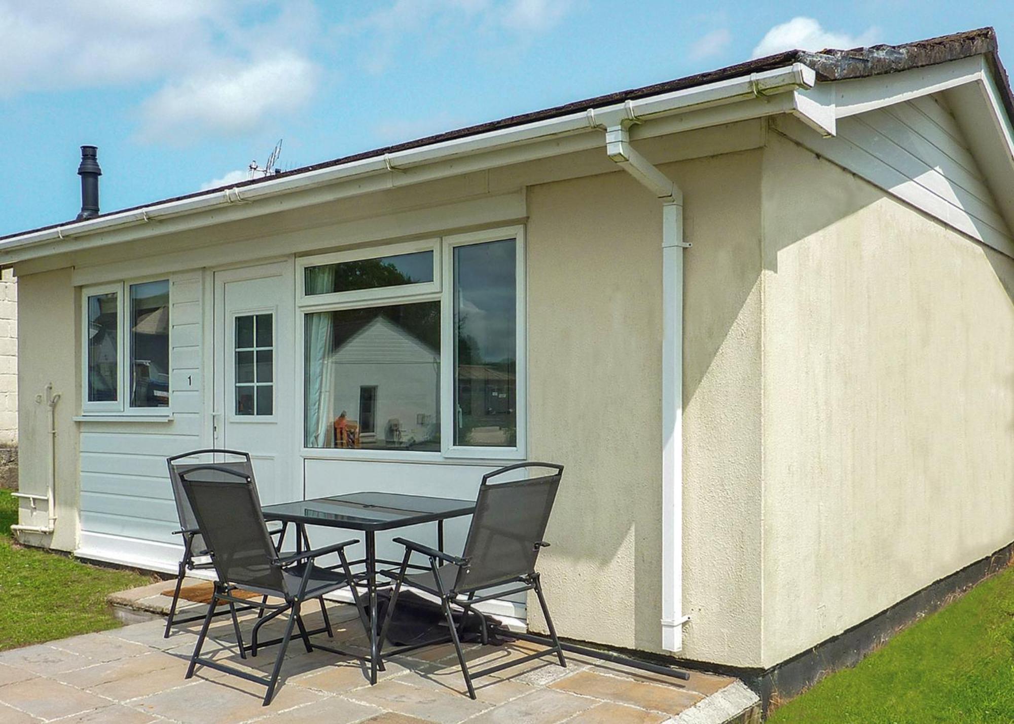 Meadow Lakes Holiday Park St Austell Exterior photo